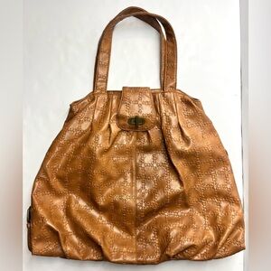 AMICI Accessories Elegant Tan Large Purse Tote or Shoulder Bag